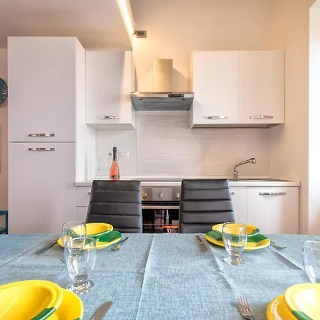 Panoramic Bastioni Sea View Apartment *
